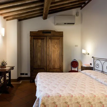 Apartman La Casa Delle Querce *